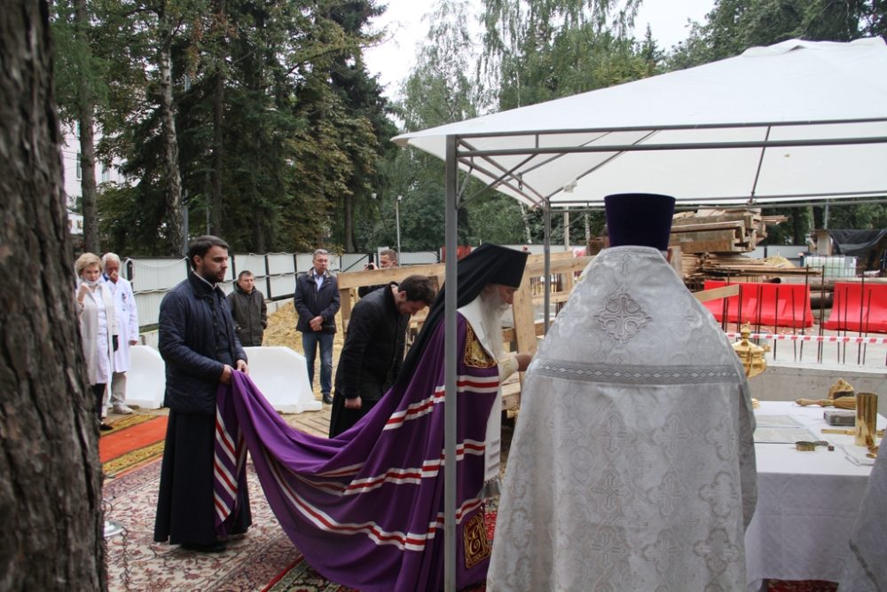 Храм святителя Луки в новом свете